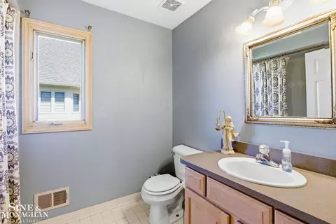 Bath - 54309 Jack, Macomb, MI 48042 photo 2 of 4