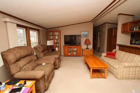 Living - 1720 Hemlock, Monroe, MI 48162 photo 2 of 3