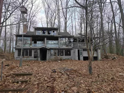 2236 Cedar, Harrison, MI 48625