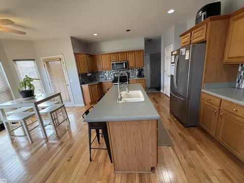 Kitchen - 46514 Chalmers Dr, Macomb, MI 48044 photo 2 of 2
