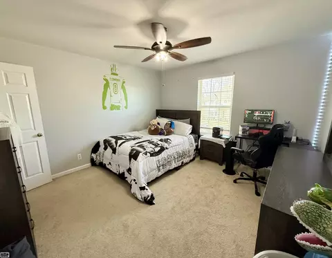 Bedroom - 46514 Chalmers Dr, Macomb, MI 48044 photo 4 of 5