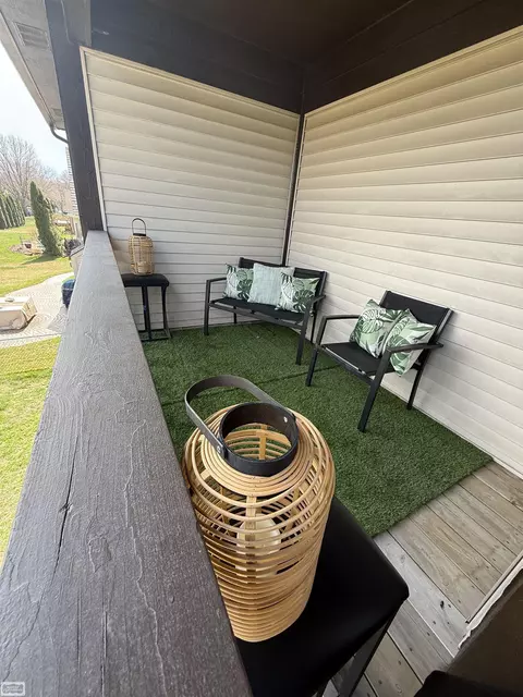 Exterior - 46514 Chalmers Dr, Macomb, MI 48044 photo 2 of 5