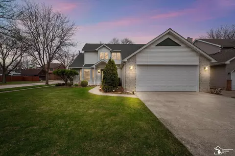 730 Jennie Pl, Monroe, MI 48161