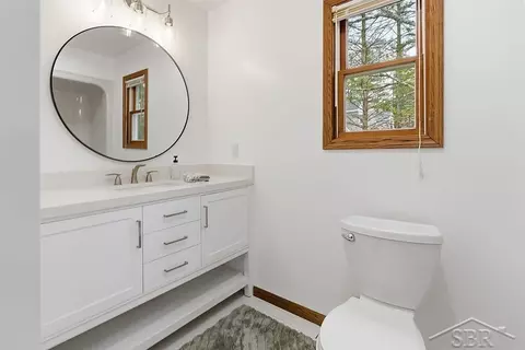 Bath - 3343 E Ryan, Midland, MI 48642 photo 3 of 7