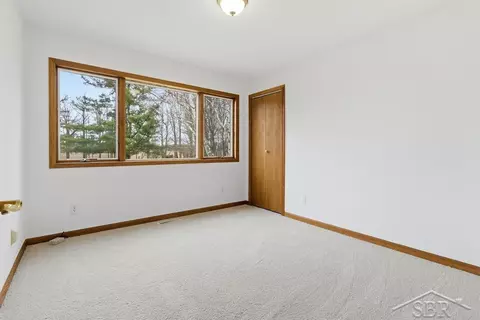Bedroom - 3343 E Ryan, Midland, MI 48642 photo 1 of 7