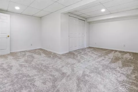 Bedroom - 3343 E Ryan, Midland, MI 48642 photo 7 of 7