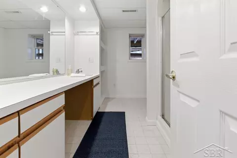 Bath - 3343 E Ryan, Midland, MI 48642 photo 5 of 7