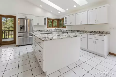 Kitchen - 3343 E Ryan, Midland, MI 48642 photo 2 of 7