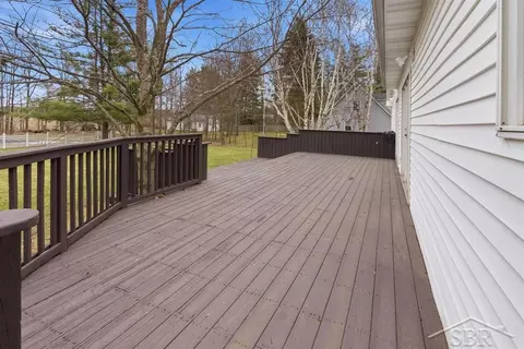 Exterior - 3343 E Ryan, Midland, MI 48642 photo 9 of 13