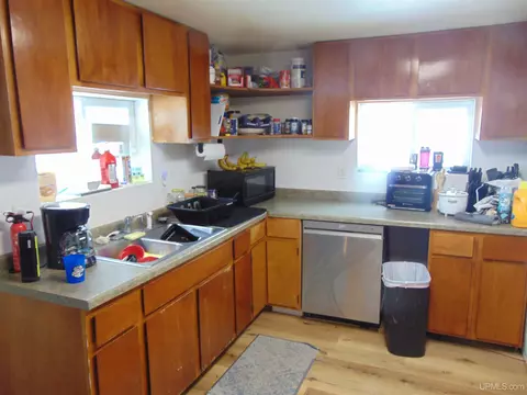 Kitchen - 414 Ryan, Hancock, MI 49930 photo 1 of 2