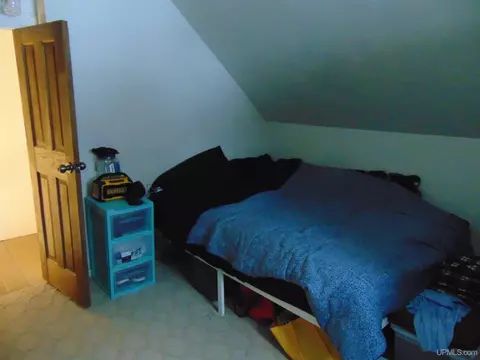 Bedroom - 414 Ryan, Hancock, MI 49930 photo 3 of 5