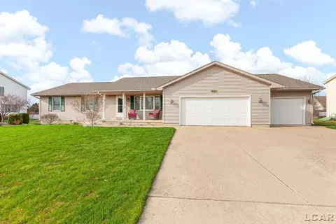 3564 Sapphire, Adrian, MI 49221