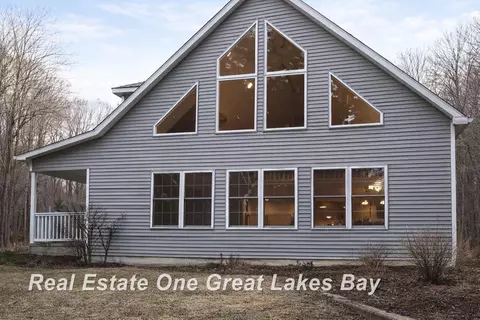 Exterior - 340 E Howard, Beaverton, MI 48612 photo 2 of 6