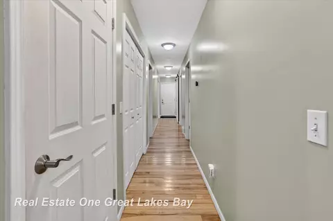 Entry Way - 340 E Howard, Beaverton, MI 48612 photo 2 of 2