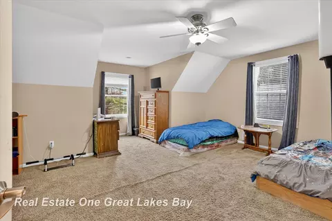 Bedroom - 340 E Howard, Beaverton, MI 48612 photo 3 of 3
