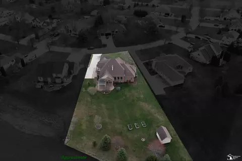 View/Area - 327 Pebble Bch, Monroe, MI 48162 photo 2 of 5