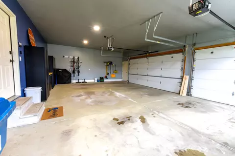 Other - 327 Pebble Bch, Monroe, MI 48162 photo 13 of 13