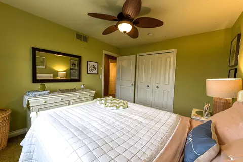 Bedroom - 327 Pebble Bch, Monroe, MI 48162 photo 8 of 8