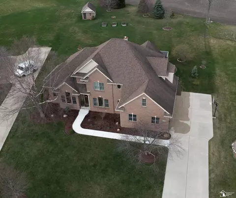 View/Area - 327 Pebble Bch, Monroe, MI 48162 photo 1 of 5