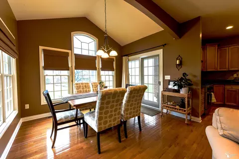 Dining - 327 Pebble Bch, Monroe, MI 48162 photo 1 of 1