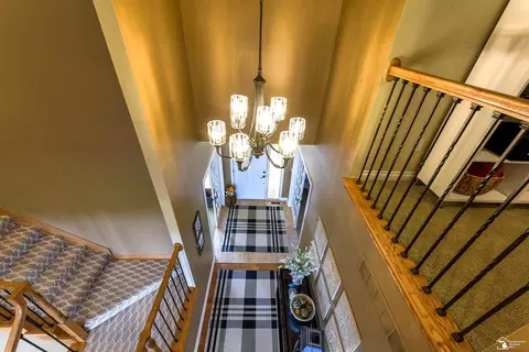 Entry Way - 327 Pebble Bch, Monroe, MI 48162 photo 10 of 10
