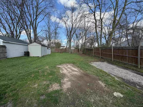 Exterior - 839 S Winter, Adrian, MI 49221 photo 3 of 3