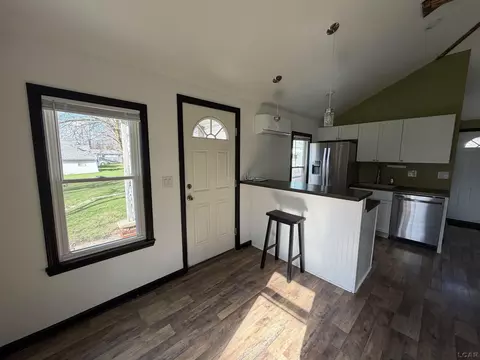 Entry Way - 839 S Winter, Adrian, MI 49221 photo 1 of 1