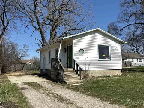 2291 Kenneth, Burton, MI 48529