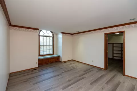 Bedroom - 3281 Fieldstone, Flushing, MI 48433 photo 3 of 9