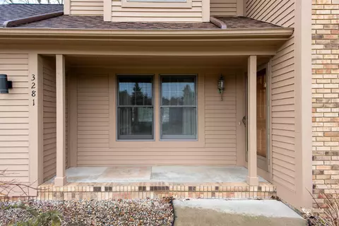 Exterior - 3281 Fieldstone, Flushing, MI 48433 photo 8 of 10
