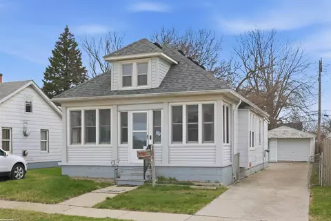 24236 Melrose, Eastpointe, MI 48021