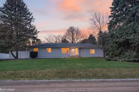 10516 Green, Goodrich, MI 48438