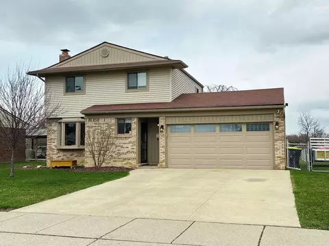 45284 Spagnuolo, Macomb, MI 48044