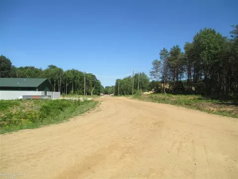 6830 Sandy, Vassar, MI 48768 photo 4
