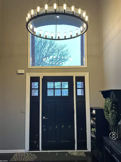Entry Way - 48283 Jester, Macomb, MI 48044 photo 1 of 3