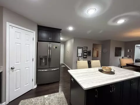 Kitchen - 48283 Jester, Macomb, MI 48044 photo 4 of 4
