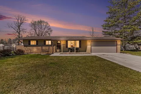 7844 Madeline, Saginaw, MI 48609