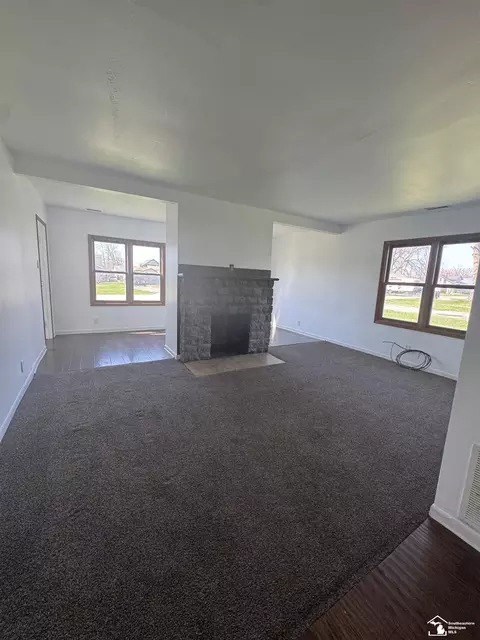 3341 Cloverdale, Monroe, MI 48162 photo 4