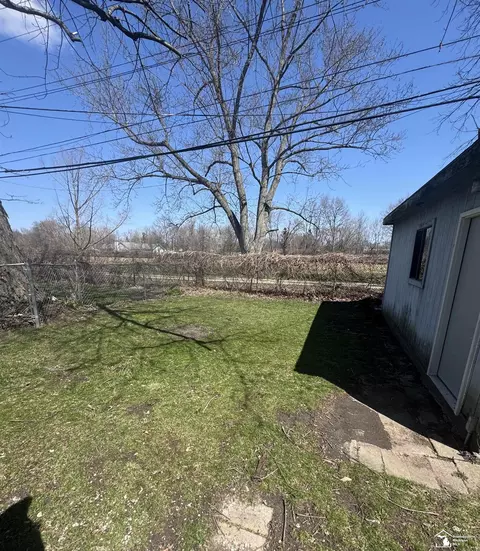 3341 Cloverdale, Monroe, MI 48162 photo 8