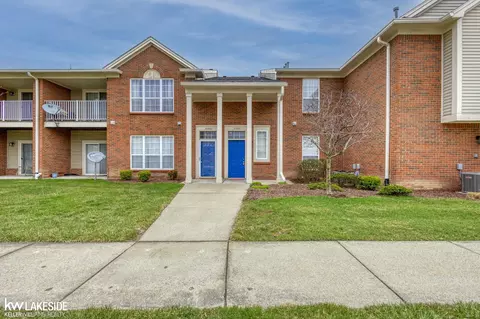 51560 Stern #158B, Chesterfield, MI 48051