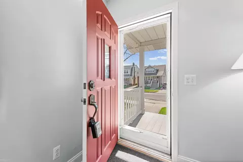 Entry Way - 1330 Beaconsfield, Grosse Pointe, MI 48230 photo 1 of 2