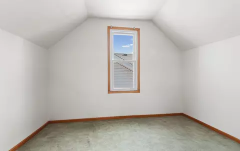 Bedroom - 1330 Beaconsfield, Grosse Pointe, MI 48230 photo 7 of 8