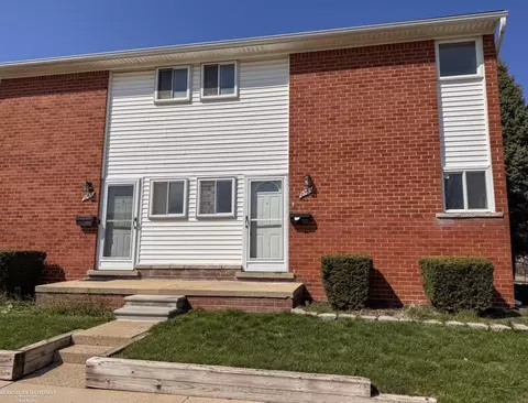 8764 Kaltz, Center Line, MI 48015