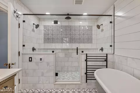 Bath - 334 University, Grosse Pointe, MI 48236 photo 7 of 9