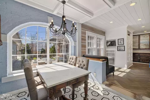 Dining - 334 University, Grosse Pointe, MI 48236 photo 6 of 7
