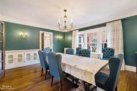 Dining - 334 University, Grosse Pointe, MI 48236 photo 2 of 7