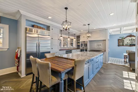 Kitchen - 334 University, Grosse Pointe, MI 48236 photo 1 of 8