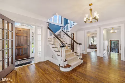 Entry Way - 334 University, Grosse Pointe, MI 48236 photo 1 of 6