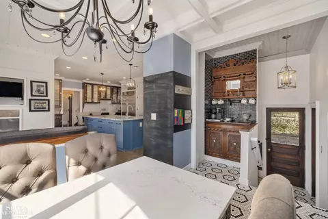 Dining - 334 University, Grosse Pointe, MI 48236 photo 7 of 7