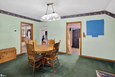 Dining - 99 Elmwood, Leonard, MI 48367 photo 3 of 3